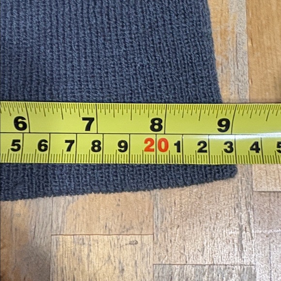 Molson Canadian Roots beanie - Picture 6 of 7